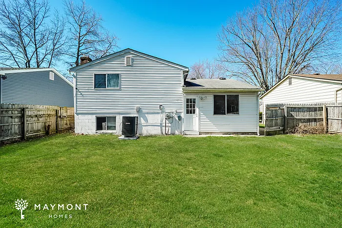 2710 Moundcrest St — Photo 16