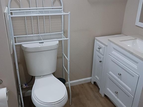 3rd image of 4220 Benton Blvd #2