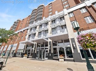 411 S Old Woodward Ave UNIT 924, Birmingham, MI 48009