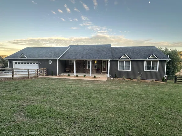 117 County Road 25, Riceville, TN 37370