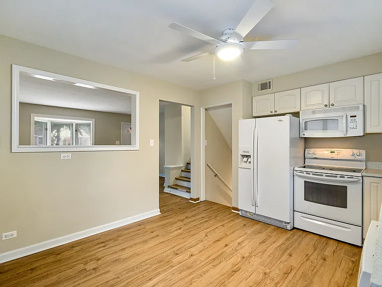 235 W Hickory Rd — Photo 6