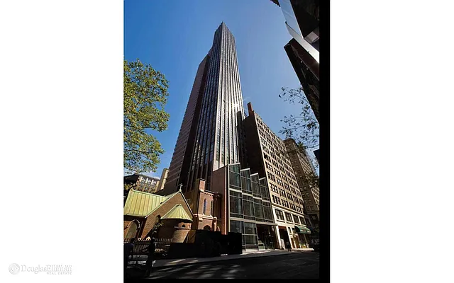 Sold by Douglas Elliman | media 27