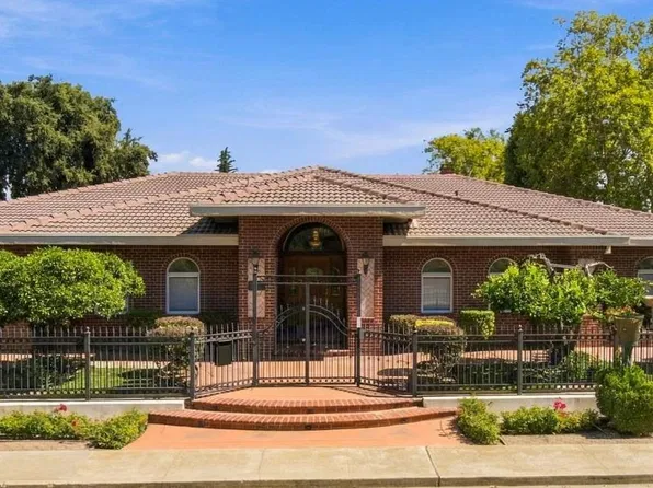 2710 Allston Way, Stockton, CA 95204
