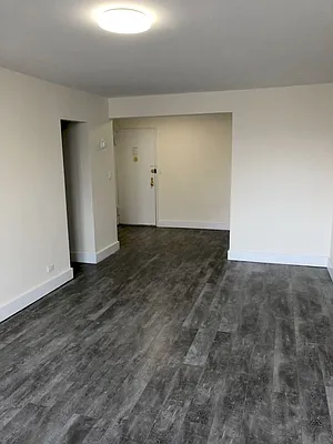 Rented by Silverstreet RE LLC | media 17