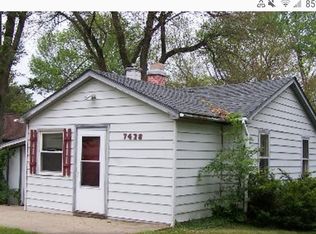 7428 Maple Dr, Wonder Lake, IL