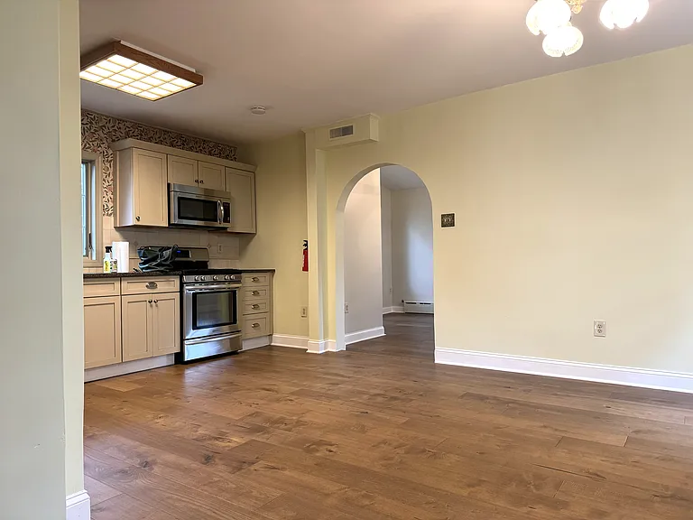 203 Edgar Ave — Photo 10