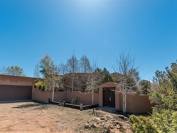 4th image of 1327 Old Pecos Trl