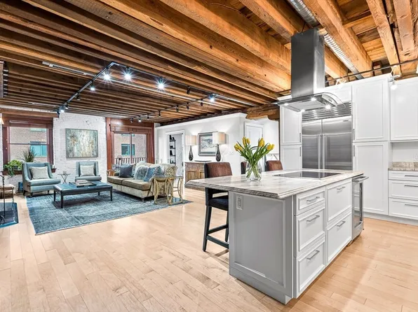 343 Commercial St #305, Boston, MA 02109