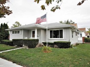 1624 Chestnut St, Port Huron, MI