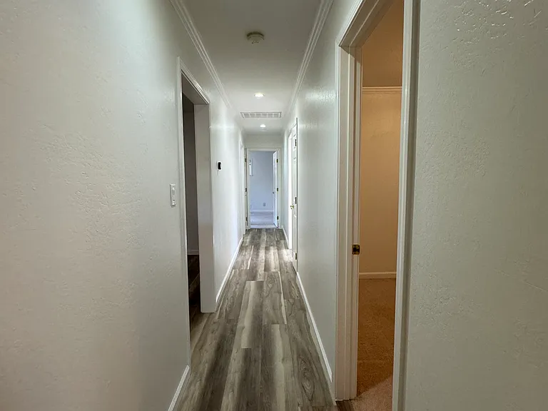 1574 James Town Dr — Photo 9