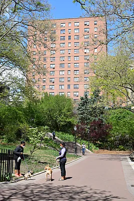 Rented by Willie Kathryn Suggs, LREB | media 37