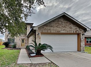 4926 Mill Creek Dr, Baytown, TX 77521