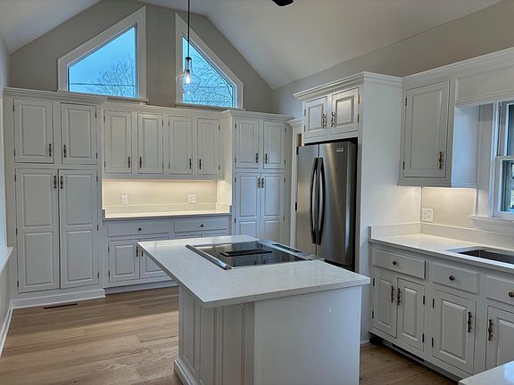 5th image of 6 Ferry Rd