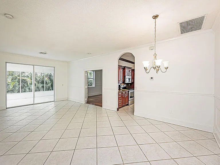 10704 Oak Bend Way #10704 — Photo 10
