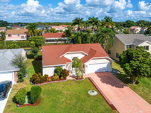 5th image of 9854 Goldenrod Drive