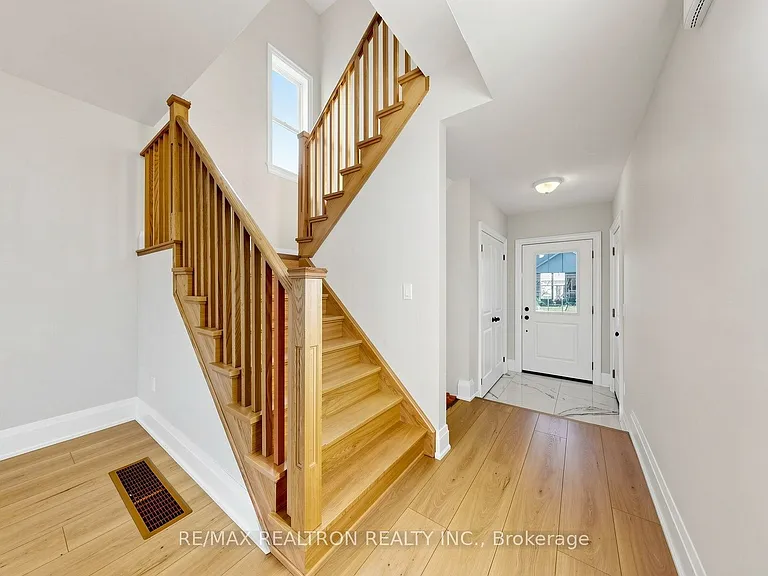 4 Braeburn St — Photo 22