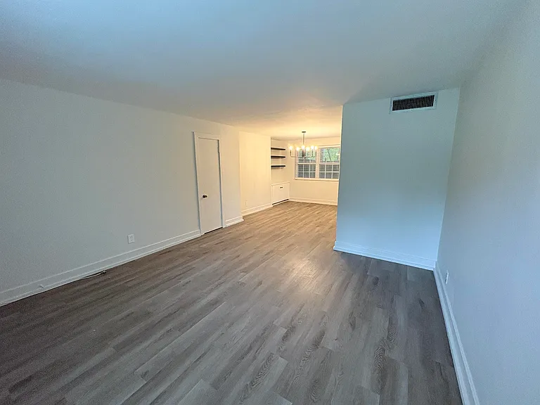 202 E Bradford Rd #2 — Photo 6