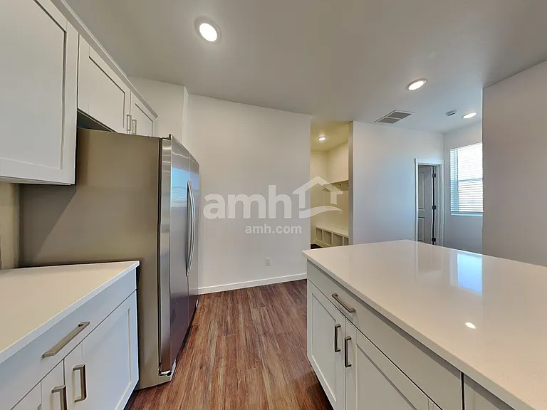 23484 E 2nd Pl — Photo 3