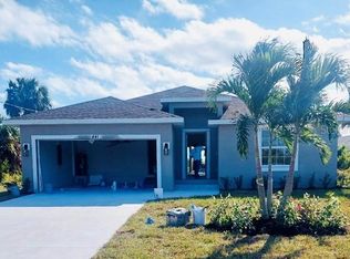 441 Albatross Rd, Rotonda West, FL 33947