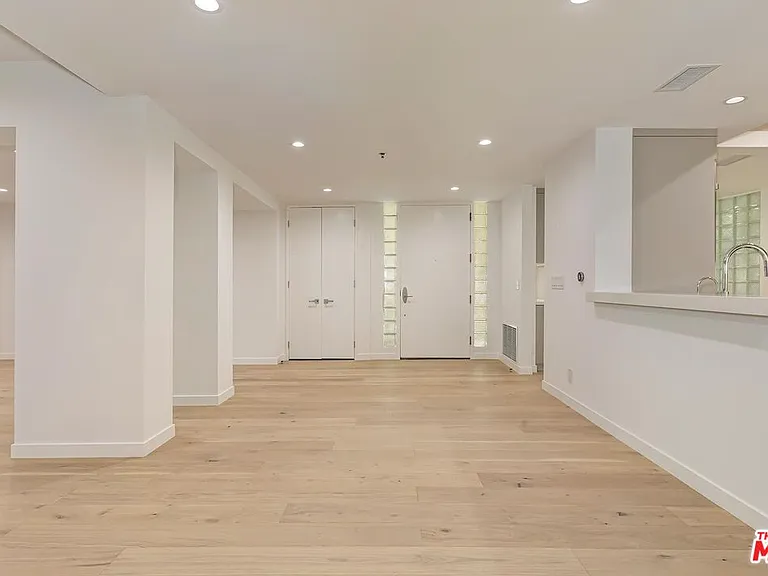 2142 Century Park Ln #102 — Photo 12