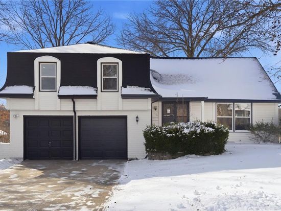 10109 E 83rd Ter, Raytown, MO 64138