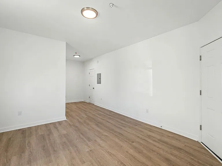 201 E White Horse Pike — Photo 19