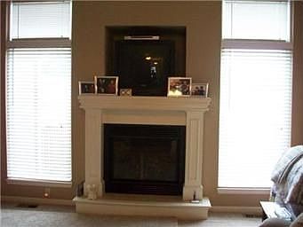 3rd image of 2006 N Ashley Dr