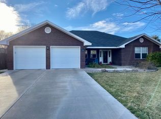 3 Kensington Ct, Roswell, NM 88201