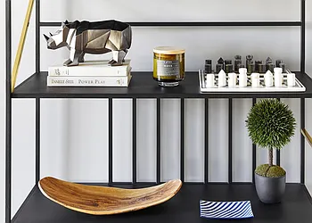 Rented by Aura Management