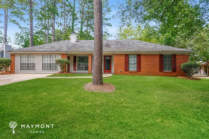 195 Dogwood Cir — Photo 1