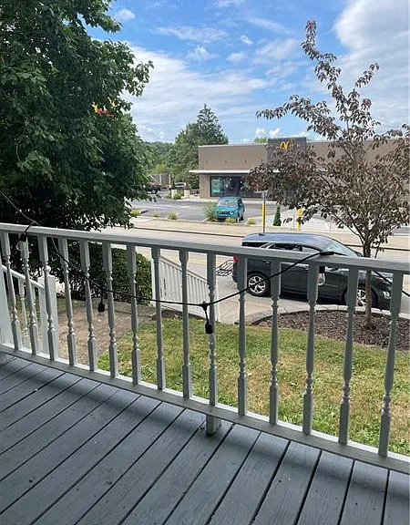 325 S Main St — Photo 5
