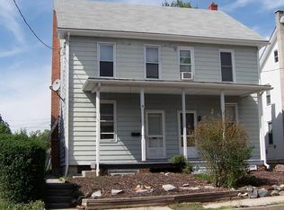 17 W Church St, Annville, PA 17003
