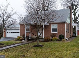530 N Church Rd, Wernersville, PA 19565