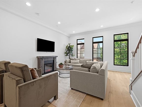 5th image of 5314 Duncan St
