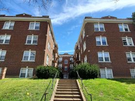 Kingshighway Apartments LLC,, 2624 1N