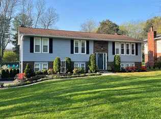 921 Ponder Rd, Knoxville, TN 37923