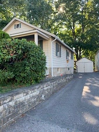 2nd image of 11 Lincoln Ave