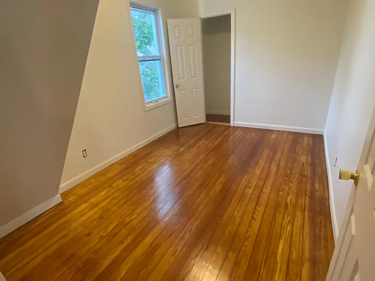 72 Ruth St #3 — Photo 11