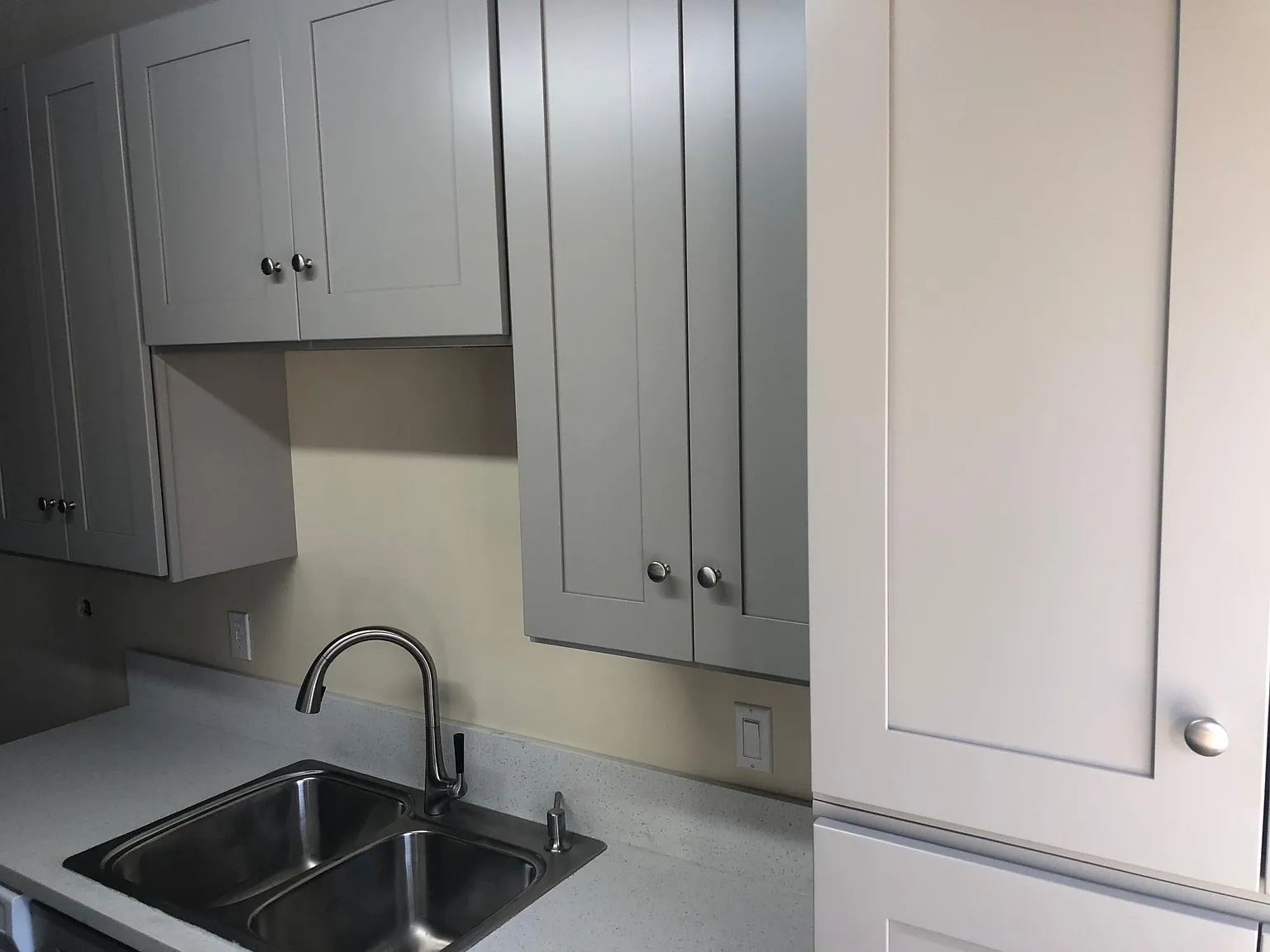 1 bed, 900 sqft, $1,950 — Photo 2