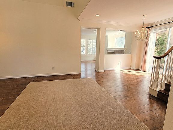 5th image of 5239 Manderston Dr