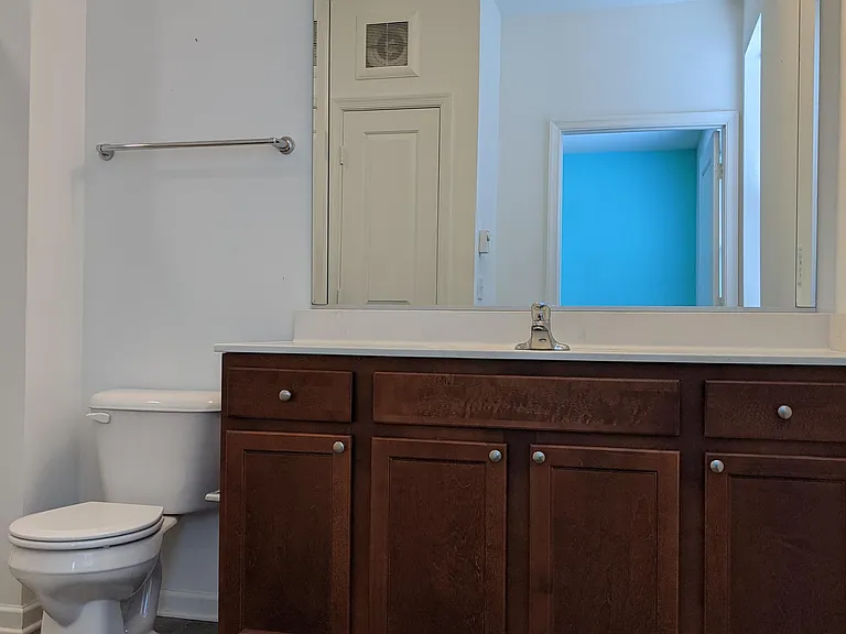 4316 Hillingdon Bnd #207 — Photo 31