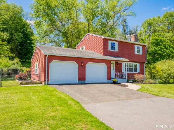 45 Willow Bee Lane, Middletown, CT 06457