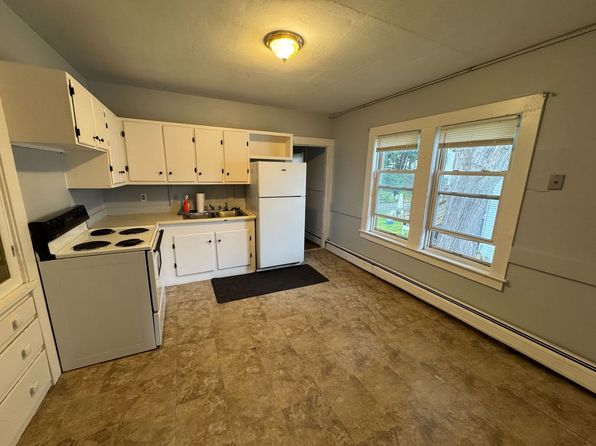 14 Laurel St APT D