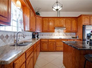 308 Whitfill Rd, Ennis, TX 75119