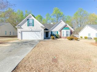 2035 Charleston Oak Cir, Lawrenceville, GA 30043