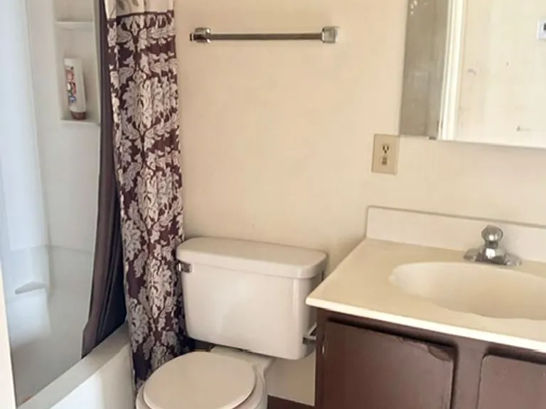570 Miller Ave — Photo 8