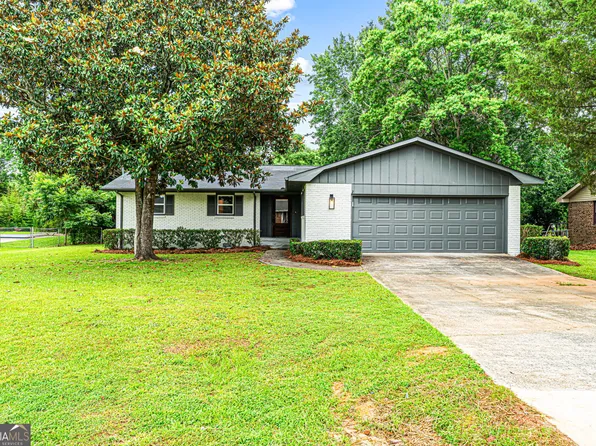 106 Williams Dr, Bonaire, GA 31005