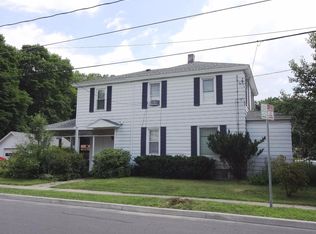 8 Moffatt St, Oneonta, NY 13820