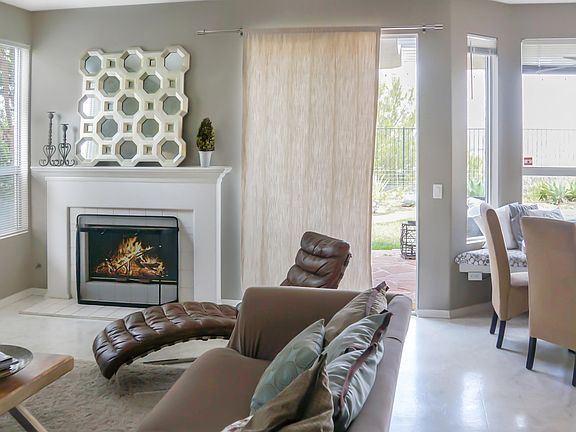 3rd image of 1335 La Culebra Cir