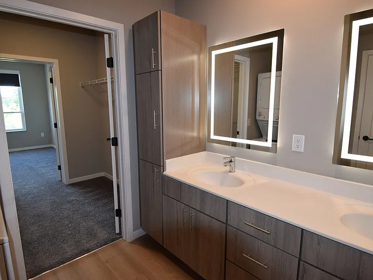 The Tuxedo Apartments — Photo 51